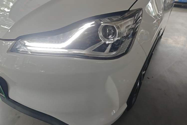 Used NETA V 2021 Long-Range Entertainment Edition Upgrade Model

