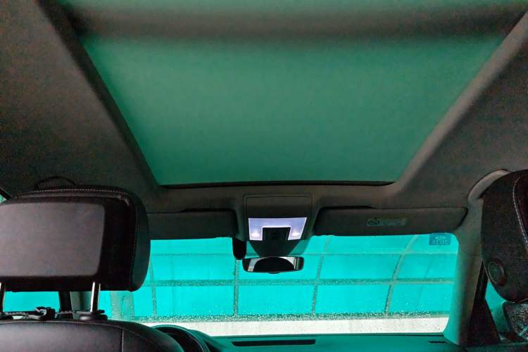 Used Volkswagen Teramont 2017 330TSI Two-Wheel-Drive Flagship Edition Headliner