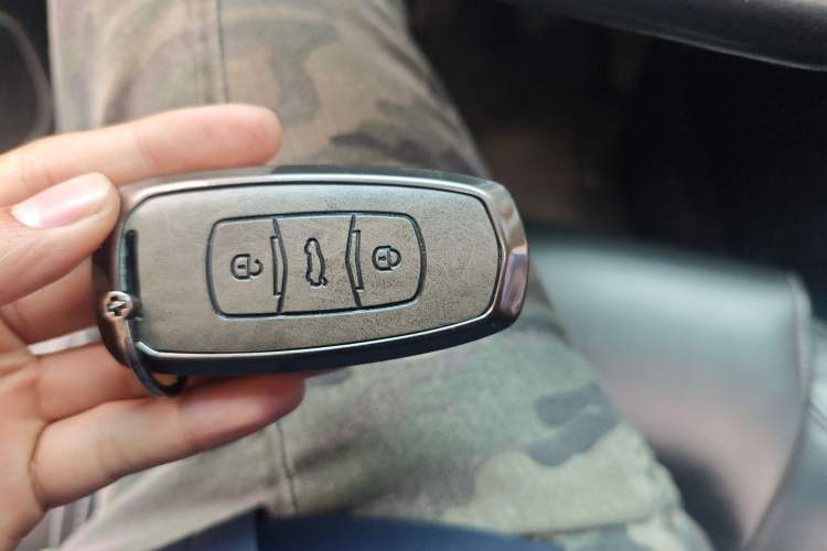 Used Geely Auto Emgrand 2017 Sedan Million Edition 1.5L Manual - Upward Version
