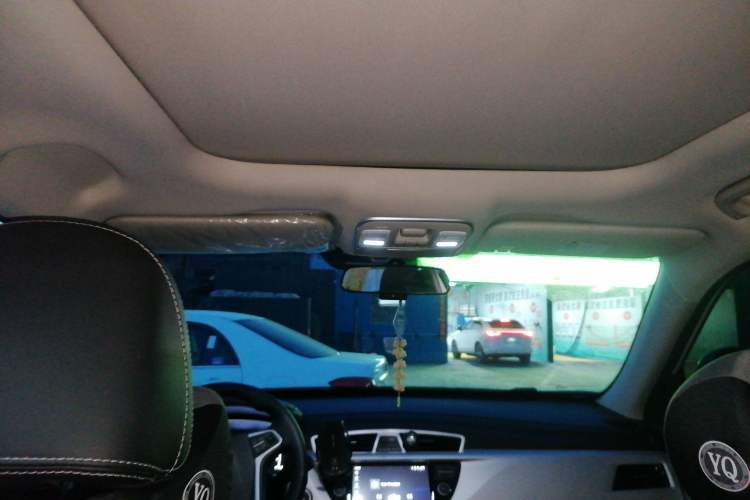 Used Geely Auto Emgrand X7 Sport 2020 1.8TD DCT Two-Wheel Drive Smart Connect 4G-Enabled Version Headliner