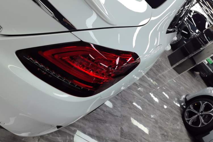 Used Mercedes-Benz C-Class 2020 Restyled C 260 Sport Edition Right Rear Taillight