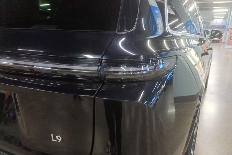 Used Li Auto L9 2023 Pro Model Exterior 3
