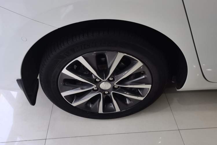 Used Buick GL6 2021 323T Mild Hybrid Connect Prestige Model