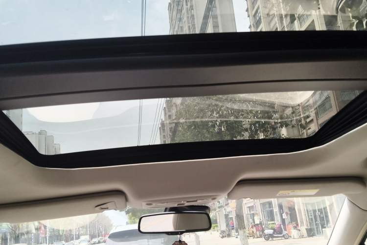 Used Nissan Murano 2015 2.5 S/C HEV XV Four-Wheel Drive Hybrid Flagship Edition Headliner