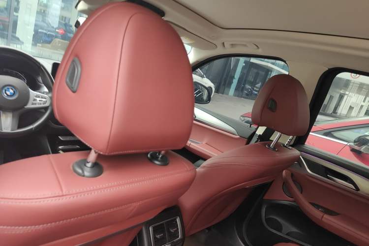 Used BMW iX3 2023 Leading Type
