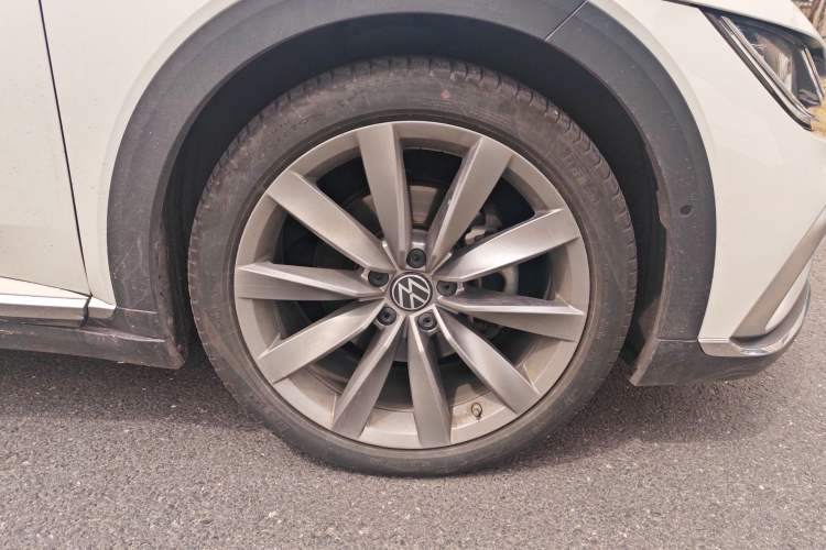 Used Volkswagen FAW-Volkswagen CC 2023 Hunting Vehicle 380TSI Hunter's Heart Edition
