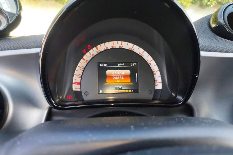 Used smart forfour 2018 0.9T 66 kW Pioneer Edition