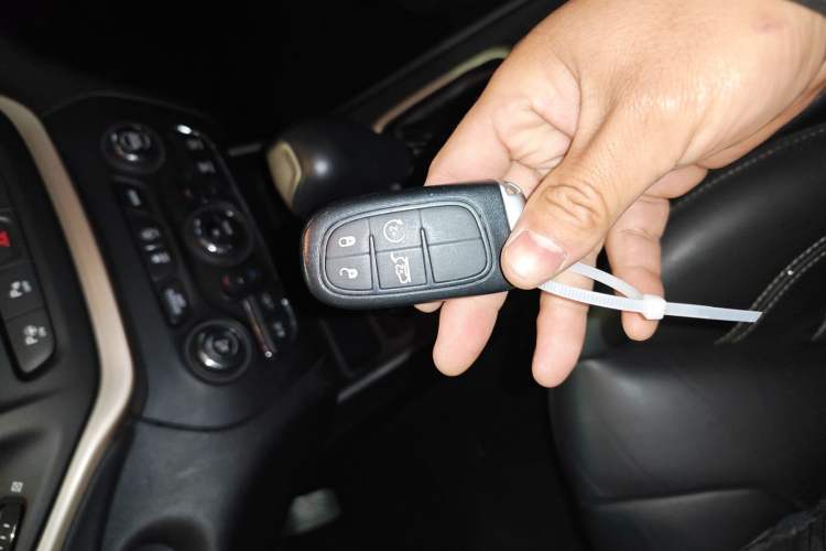 Used Jeep Cherokee 2016 2.4L Superior Edition