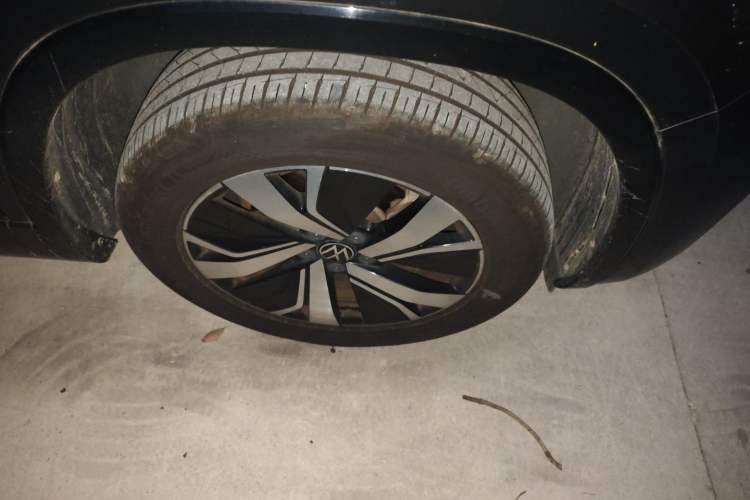 Used Volkswagen Tayron GTE Plug-in Hybrid 2020 1.4T Luxury Model Right Front Wheel Hub