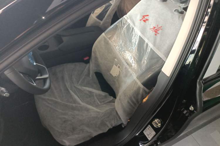 Used Hongqi E-QM5 2025 500km Range Commuter Version
