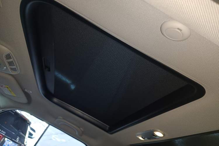 Used MINI MINI 2023 1.5T COOPER Artist Five-Door Edition