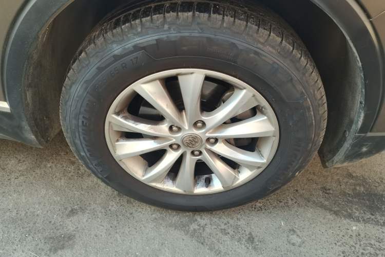 Used Buick Envision 2014 28T Four-Wheel Drive Luxury Model
