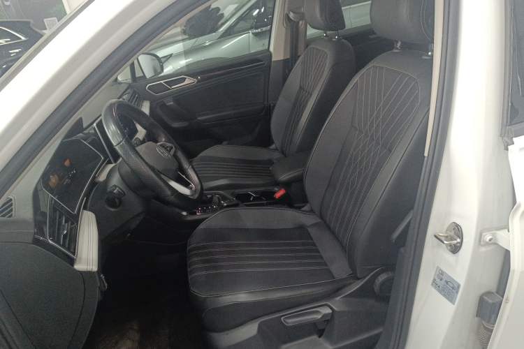 Used Volkswagen Tiguan L 2023 330TSI Automatic Two-Wheel Drive Comfort Edition Left Front Seat