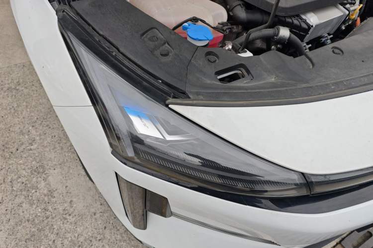 Used Geely Galaxy L6 2024 125km Creative Edition Exterior 6