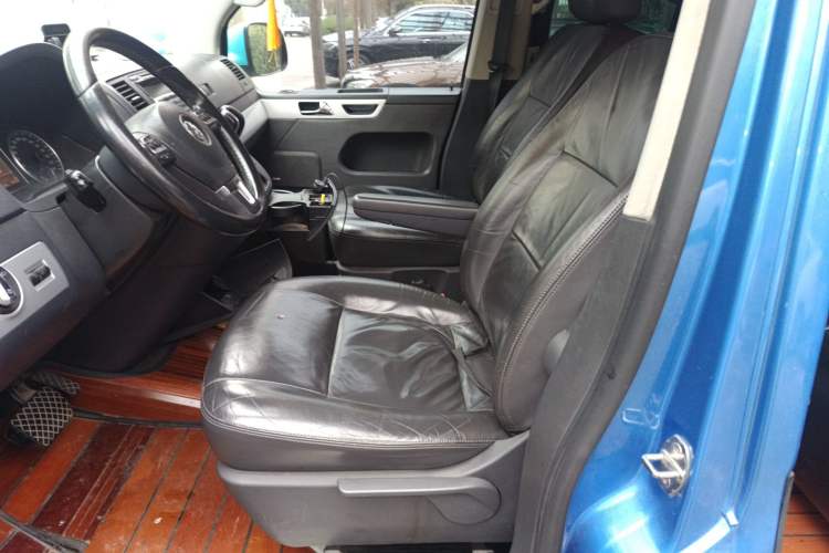 Used Volkswagen Multivan 2012 2.0 TSI Two-Wheel-Drive Luxury Edition
