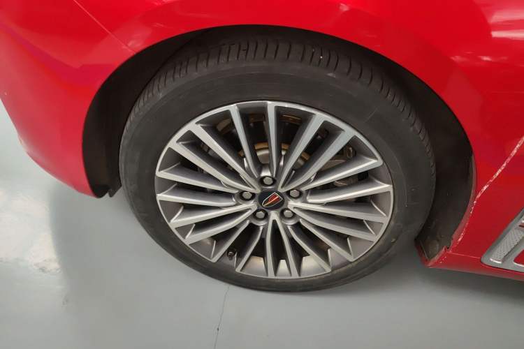 Used Hongqi H9 2022 2.0T Smart Connect Flagship Edition Left Front Wheel Hub