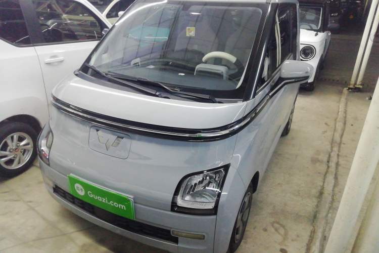 Used Wuling Air ev 2023 - Four Seats - Standard Edition