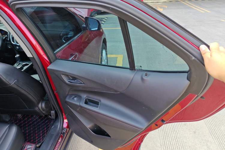 Used Chevrolet Equinox 2018 535T Automatic YuJie Edition