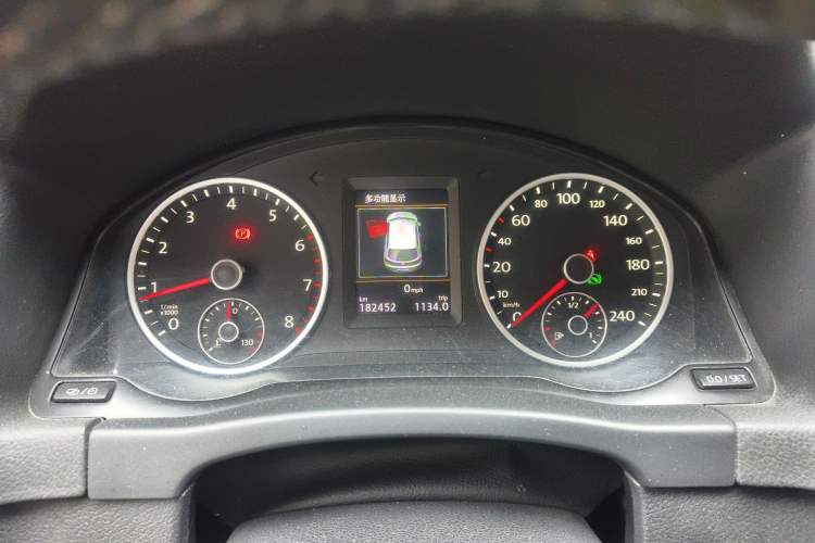 Used Volkswagen Tiguan 2015 1.8TSI Automatic Two-Wheel Drive Luxury Model