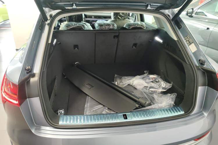 Used Audi e-tron 2021 50 quattro Luxury Edition