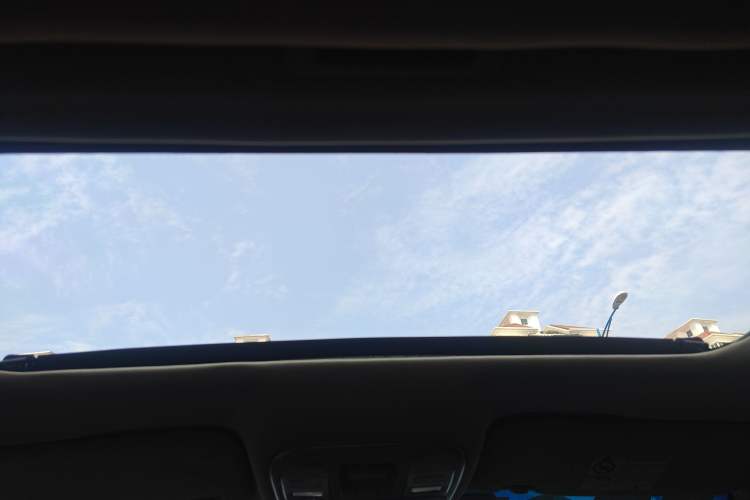 Used Geely Auto Emgrand GL 2017 1.8L DCT Elite Model
