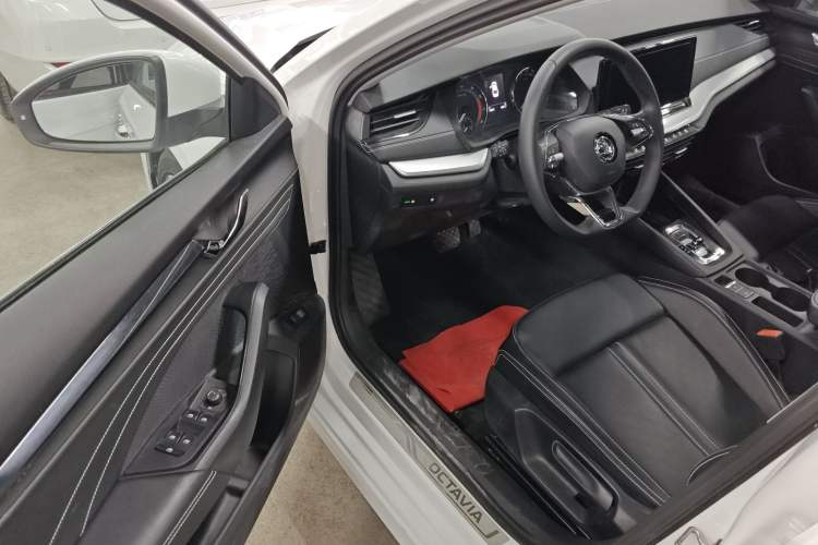 Used Skoda Octavia 2023 Facelifted PRO TSI280 Prestige Edition