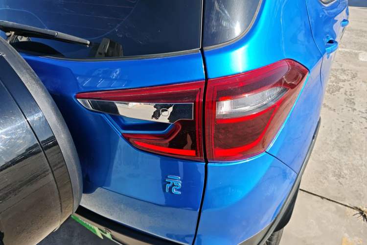 Used BYD Yuan New Energy 2019 EV360 Smart Connect Leading Model Right Rear Taillight