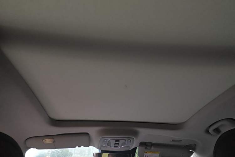 Used Roewe RX5 MAX 2021 Supreme Series 400TGI Automatic Smart Cabin Prestige Edition