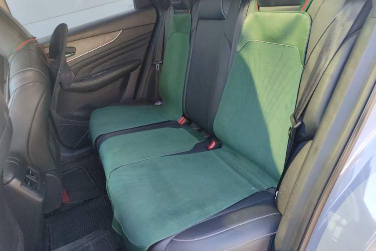 Used Venucia V 2021 260T Idol Edition