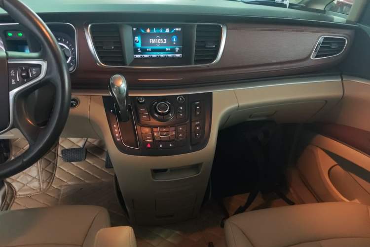 Used Buick GL8 2018 28T Luxury Model China VI Standard