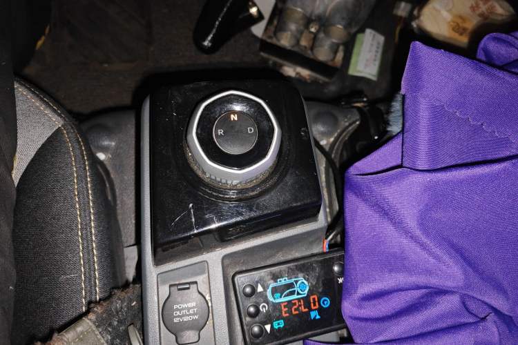 Used Farizon Xingxiang V 2024 Star Enjoy V6E Feature Edition Zhixin 46.08 kWh Gear Lever