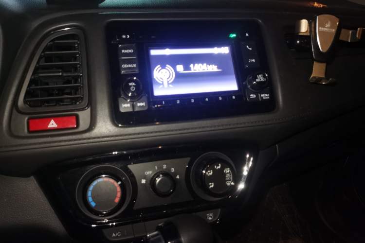 Used Honda Vezel 2015 1.5L CVT two-wheel drive Comfort trim