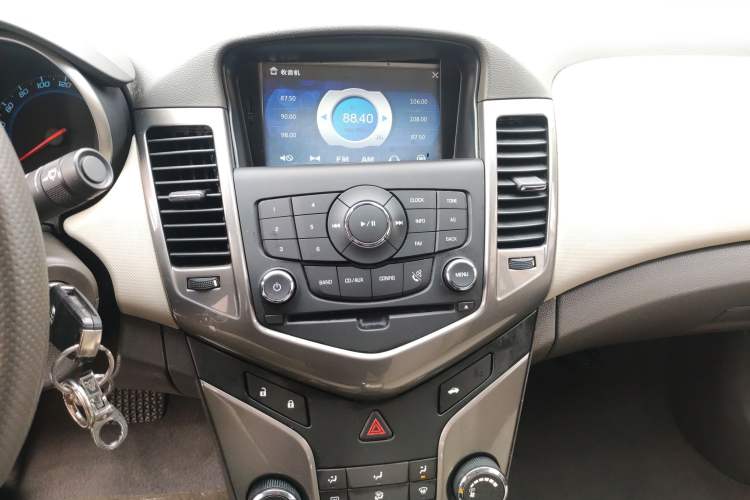 Used Chevrolet Cruze 2015 1.5L Classic SE AT