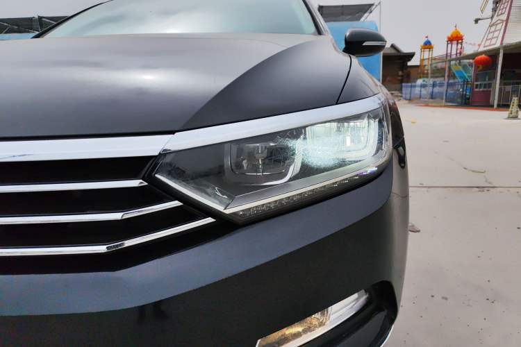 Used Volkswagen Magotan 2019 330TSI DSG Luxury Version China VI Standard