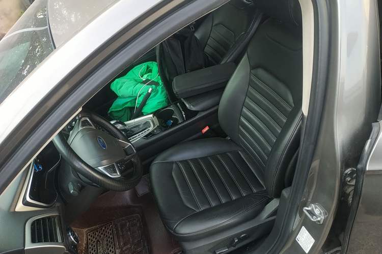 Used Ford Mondeo 2013 2.0L GTDi 200 Fashion Edition

