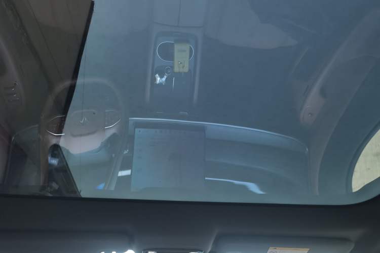 Used Dongfeng eπ eπ007 2025 Model Pure-Electric 565 All-Wheel-Drive Max Leading Edition
