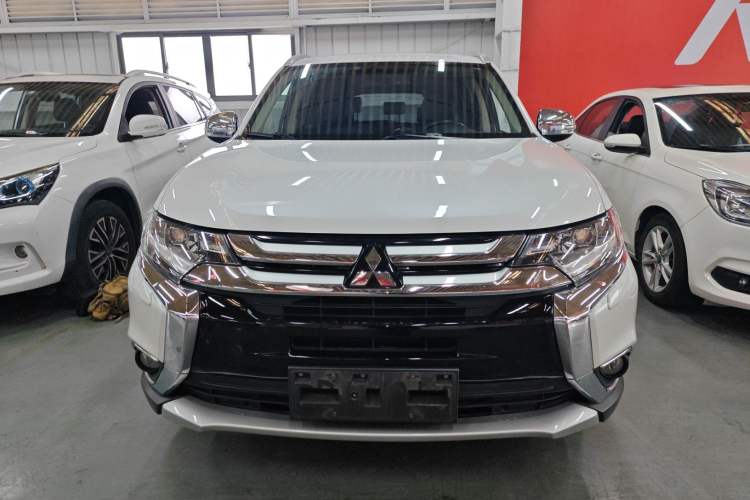 Used Mitsubishi Outlander 2016 2.4L 4x4 Elite Edition 5 Seats
