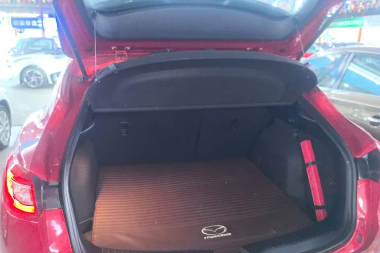 Used Mazda CX-4 2018 2.0L Automatic Two-Wheel Drive Blue Sky Dynamic Version China V Standard