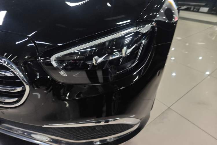 Used Mercedes-Benz E-Class 2022 Second Facelift E 300 L Luxury Edition
