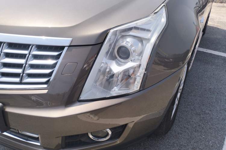 Used Cadillac SRX 2014 3.0L Comfort Model
