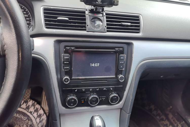 Used Volkswagen Passat 2015 1.8TSI DSG Prestige Edition