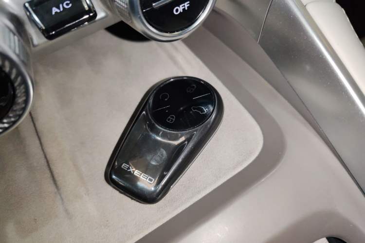 Used EXEED Stellar C-DM 2024 1.5T Long-Range Pro
