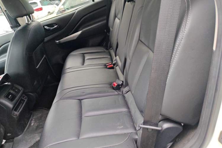 Used Nissan Terra 2020 2.5L XV 4WD Automatic Four-Wheel Drive Flagship Edition
