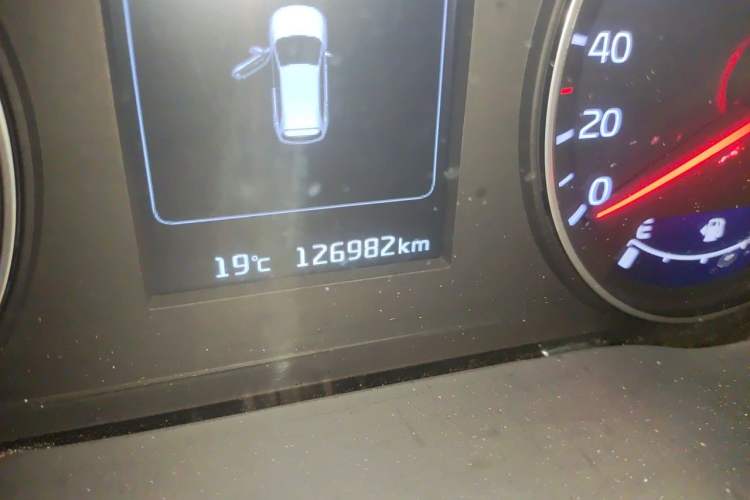 Used Kia KX3 2015 2.0L Automatic 4x4 PRM

