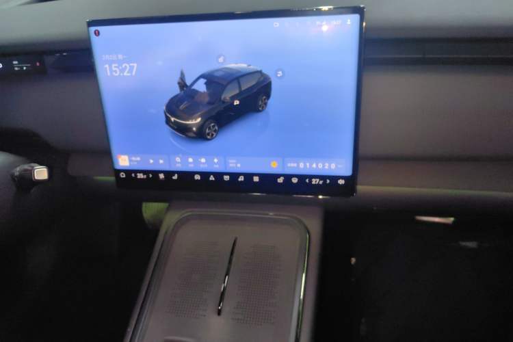 Used VOYAH COURAGE 2024 Four-Wheel Drive Global Edition Audio And AC Panel