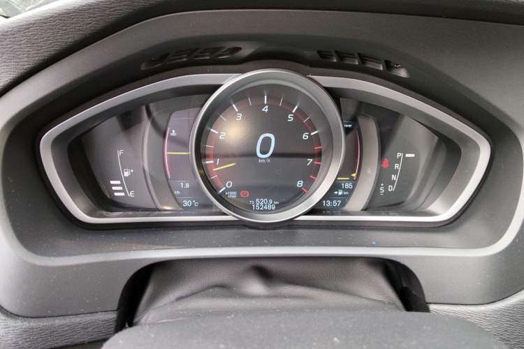 Used Volvo V40 2013 2.0T Zhiya Edition