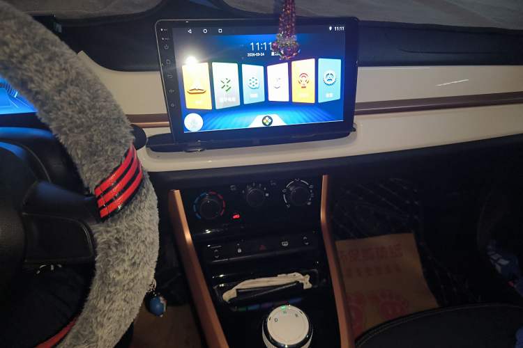 Used Dongfeng NAMMI BOX 2022 Champion Edition Light Wind Version 201KM Standard Model Audio And AC Panel