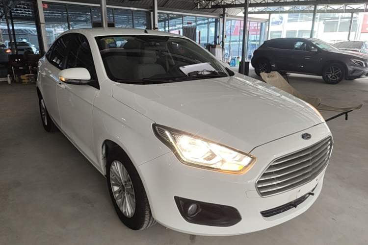 Used Ford Escort 2015 1.5L Automatic Comfort Edition