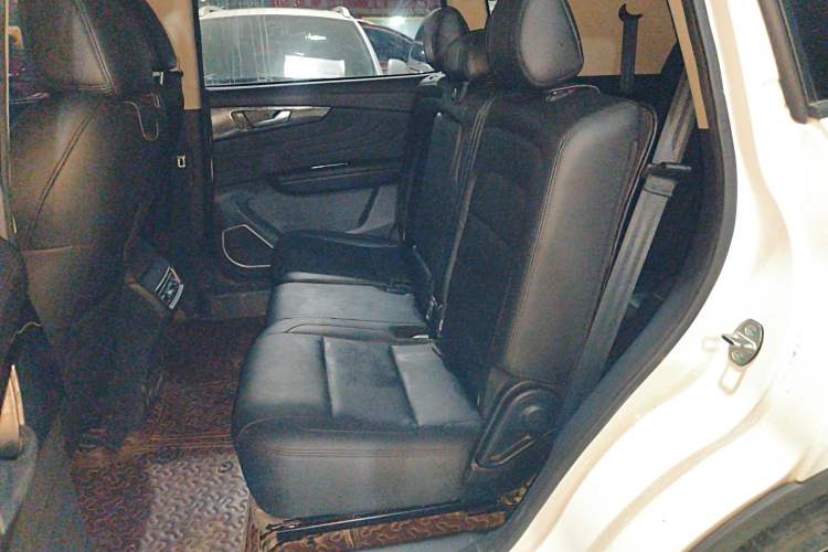 Used Sinotruk VGV U70 2020 1.5T Automatic Smart Luxury 7-Seater
