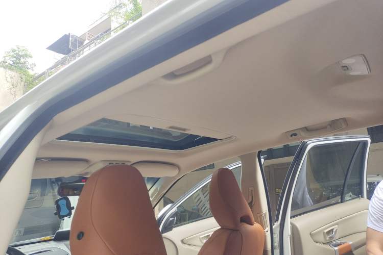 Used Volvo XC90 2012 Revised Version 2.5T Luxury Edition Headliner